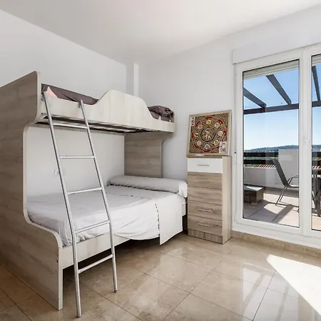 Atico Duplex Con Terraza